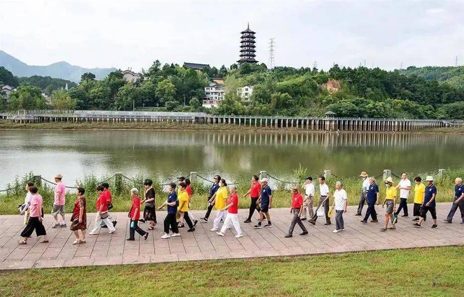 走落发门就能跑步龙泉将新添一条塑胶跑道