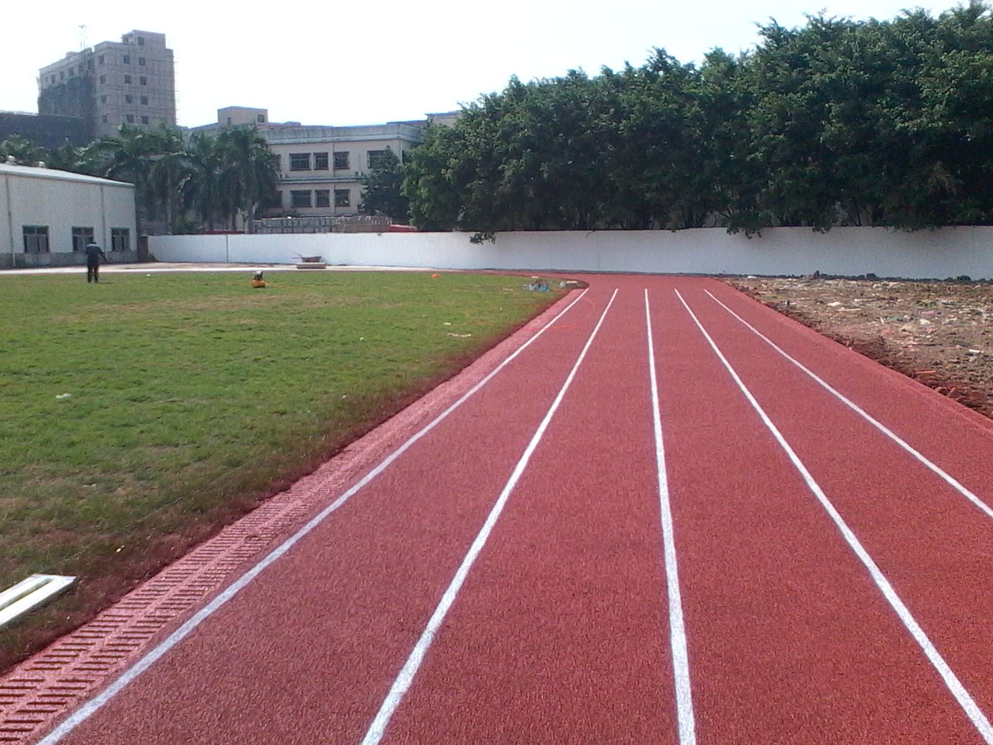 学校塑胶跑道兴办有了根据 山东出台地方天博圭表