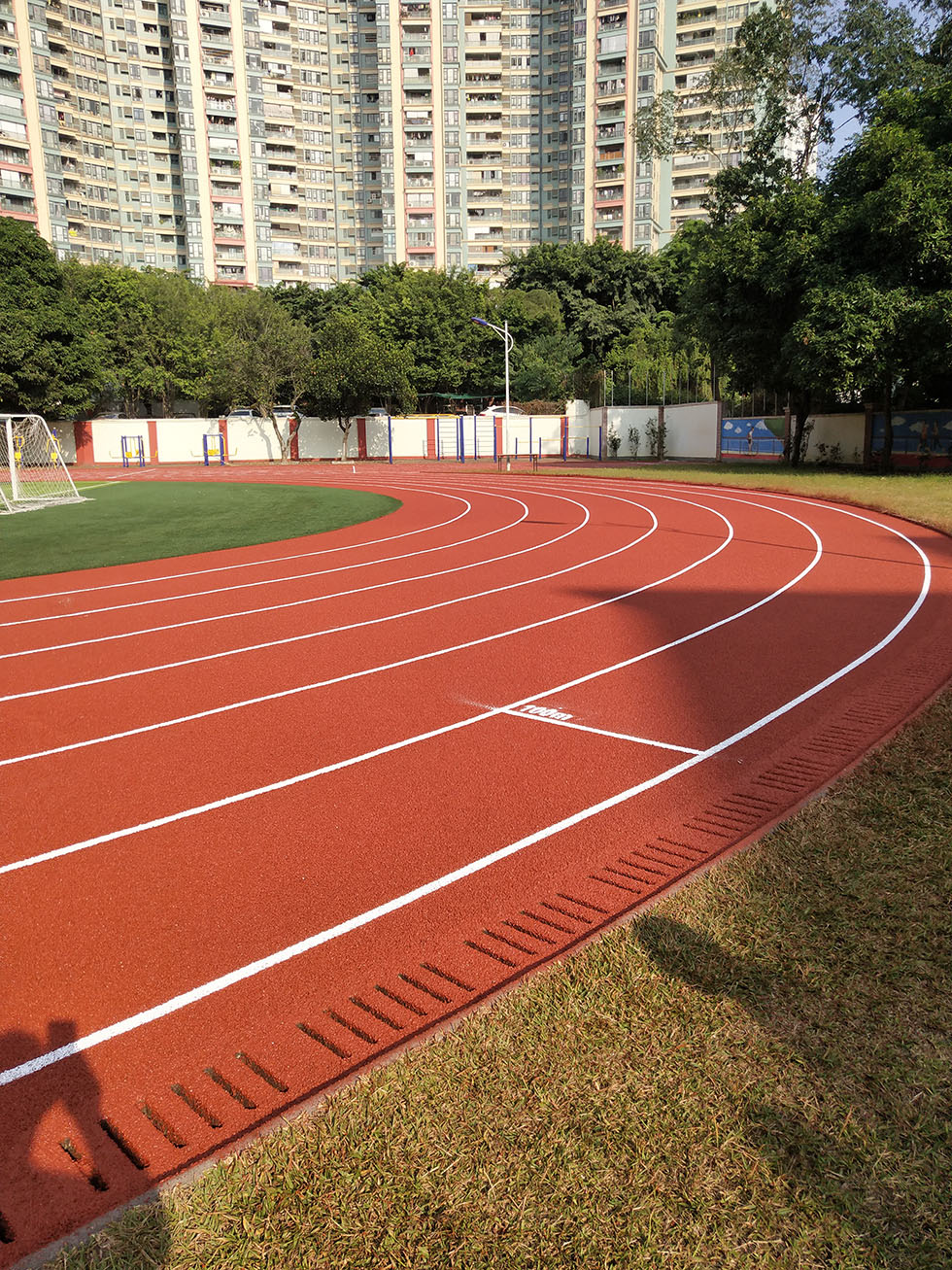 天博塑胶跑道工程根基常识和品种简介